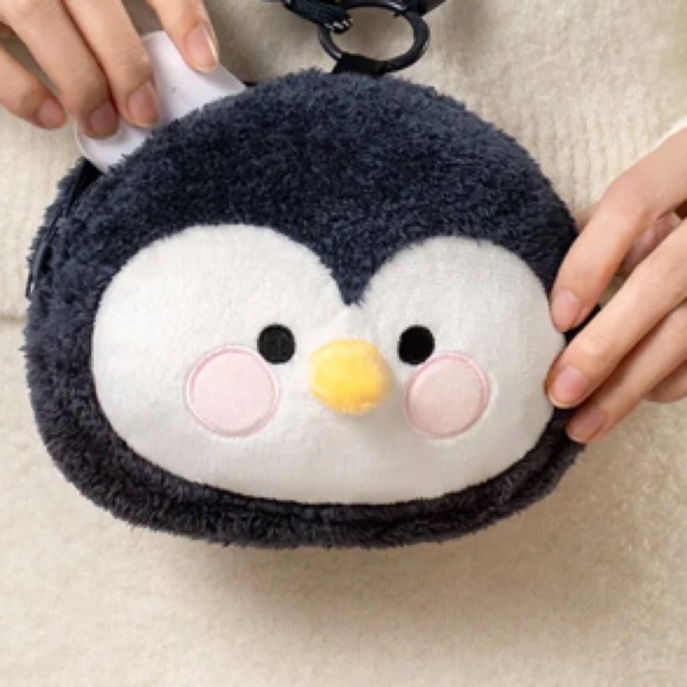 🎁GIFT Authentic POP MART HACIPUPU Snuggle W You Series-Plush Bag Quirky Penguin